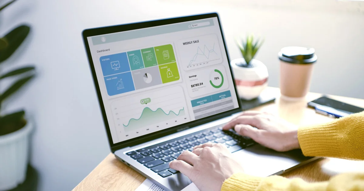 how to use suite script to clear fields when copying a transaction